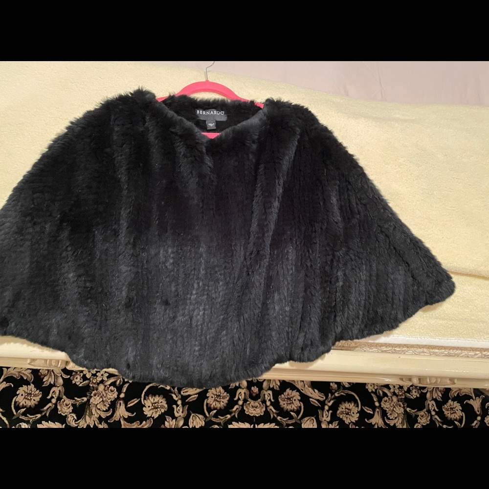 Fur Cape - image 1